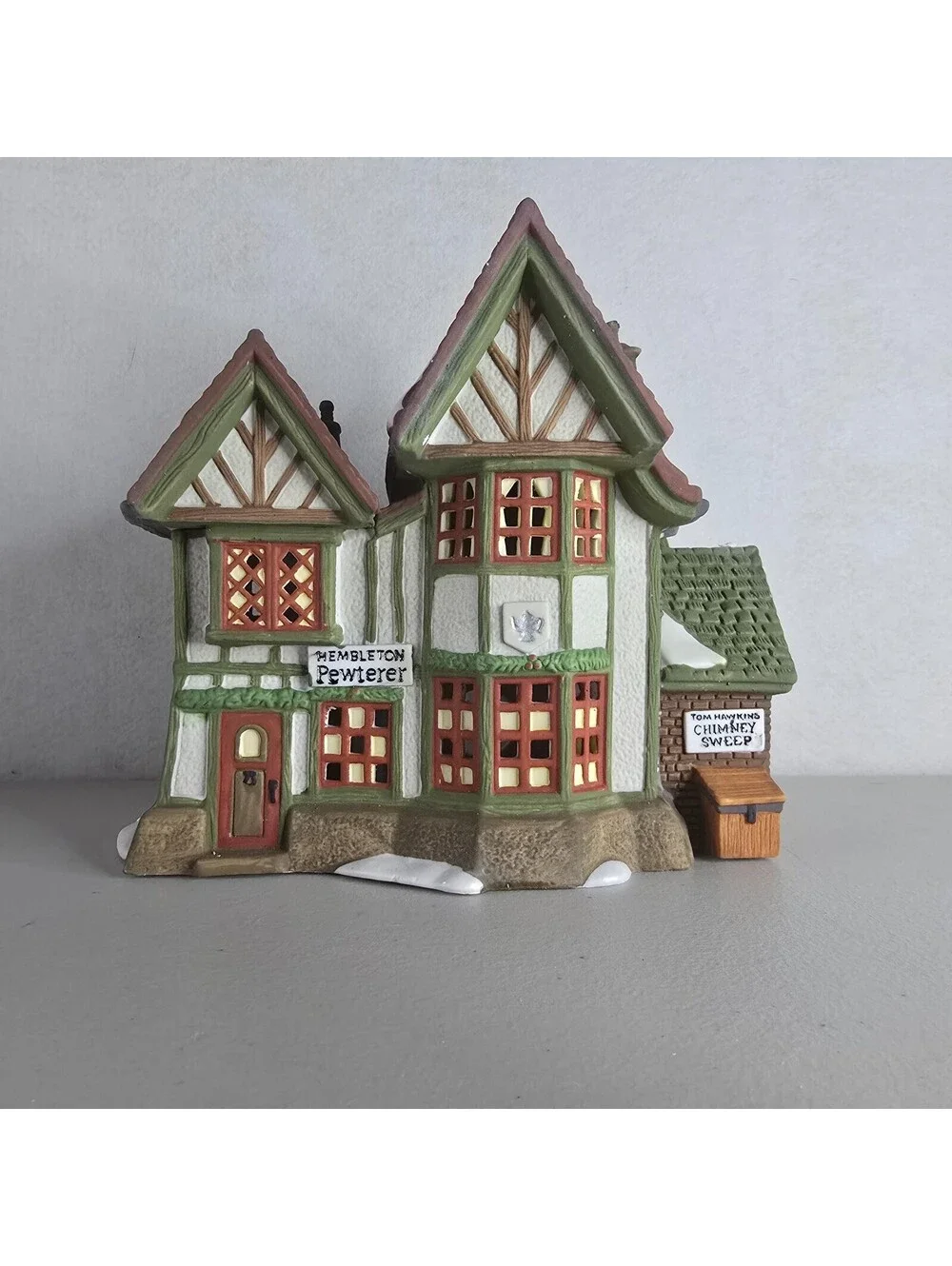 VTG Department 56 Heritage Dickens Village Series '92 Hembleton Pewterer #5800-9